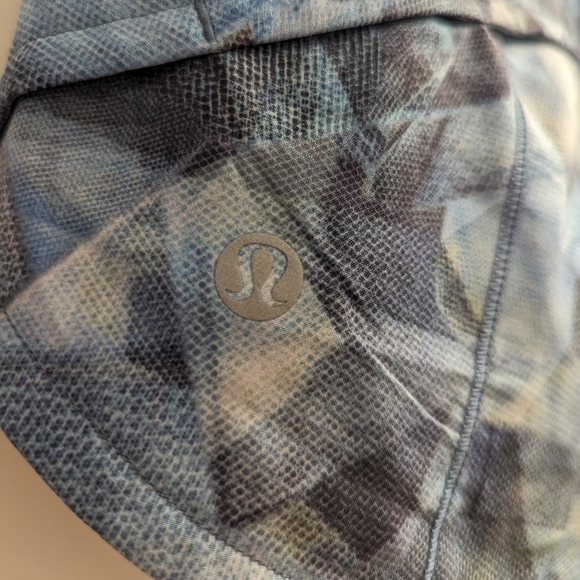 **SOLD** Lululemon Speed Up Short - Picture 3 of 10